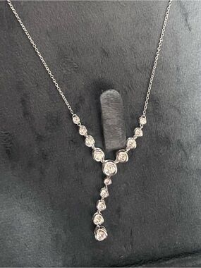 Diamond Necklace Brandnew With Tag and Appraisal.